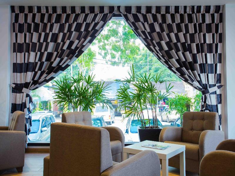 Stella Hotel image