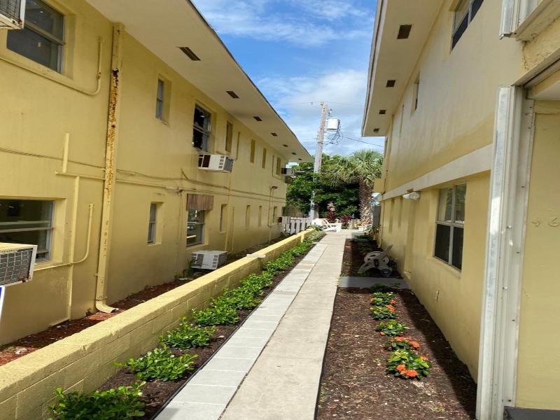 Dee Jay Beach Resort image