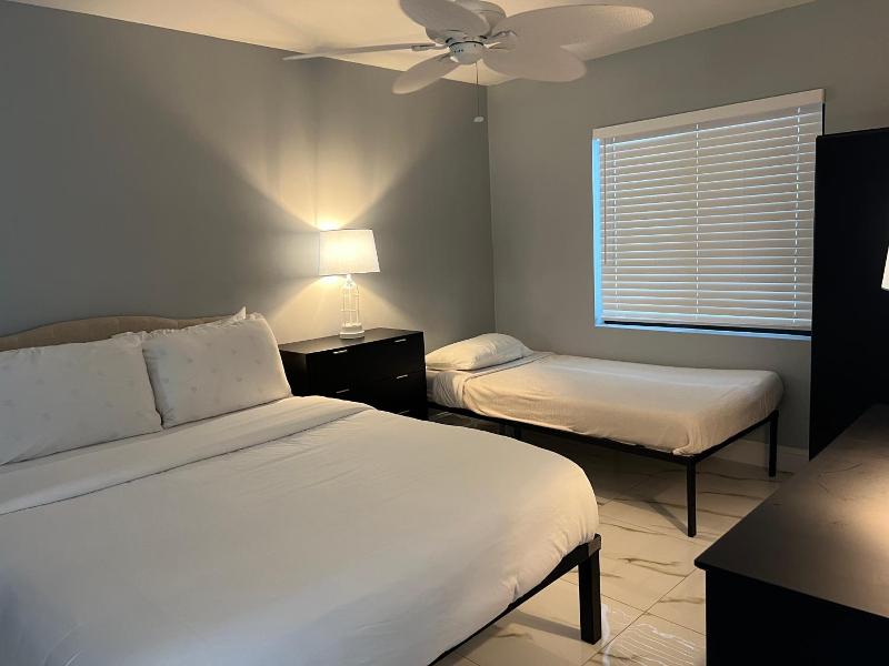 Dee Jay Beach Resort image