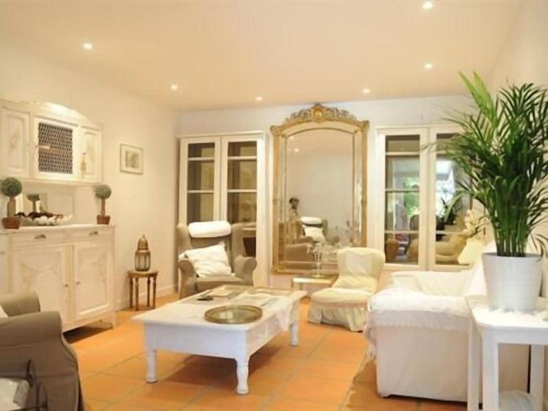 Villa Ambrosia image