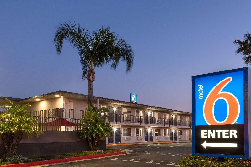 Motel 6 Fontana, CA image