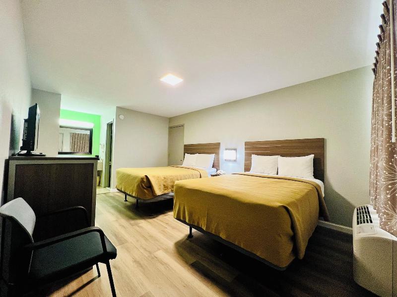 Suite 16 Motel image