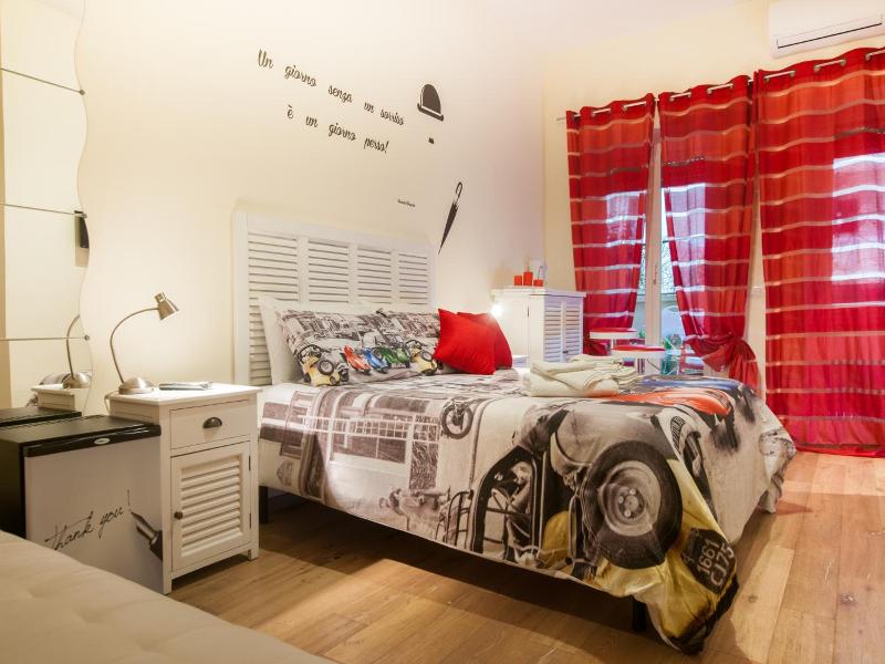 Demi's Home image