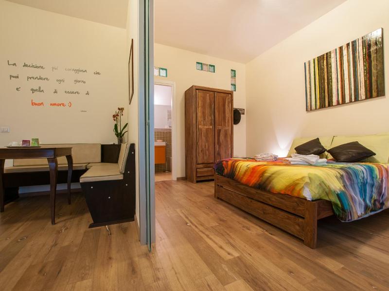Demi's Home image