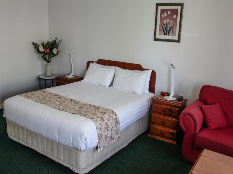 Maynestay Motel