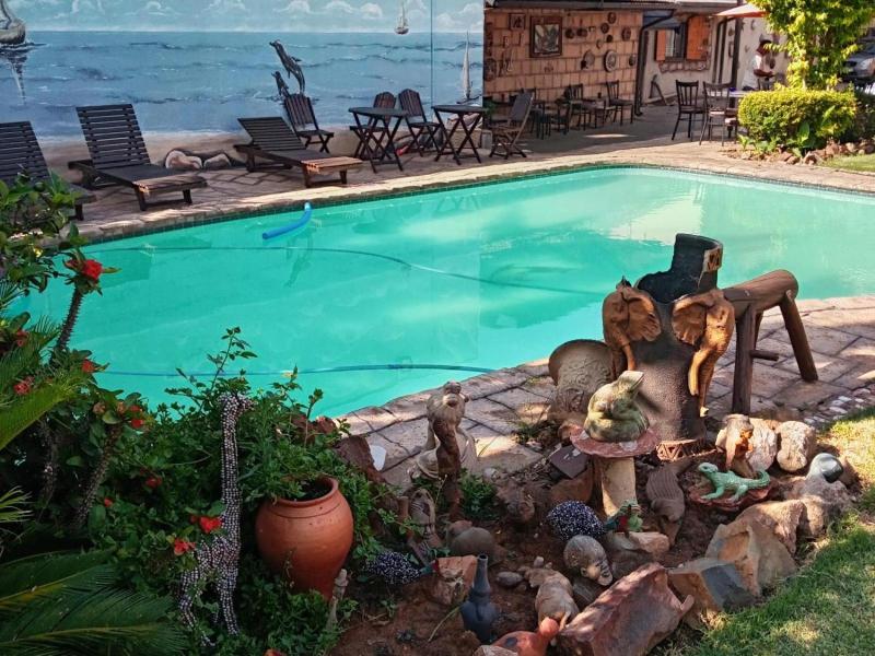 Petra Lodge image
