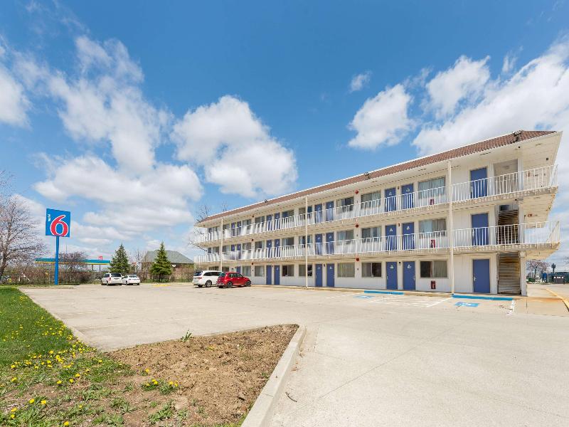 Motel 6 Dayton, OH image