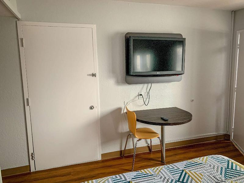 Motel 6 Dayton, OH image