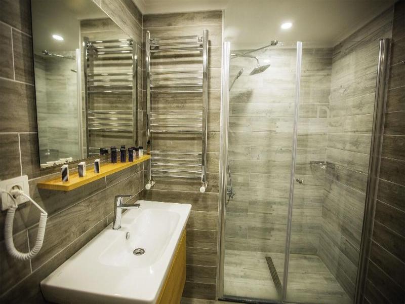 Doa Suite Hotel image