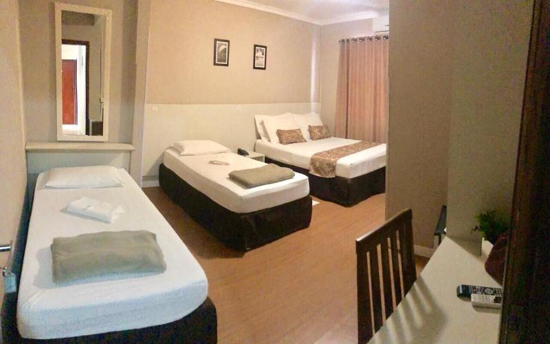 Hotel Lorimar image