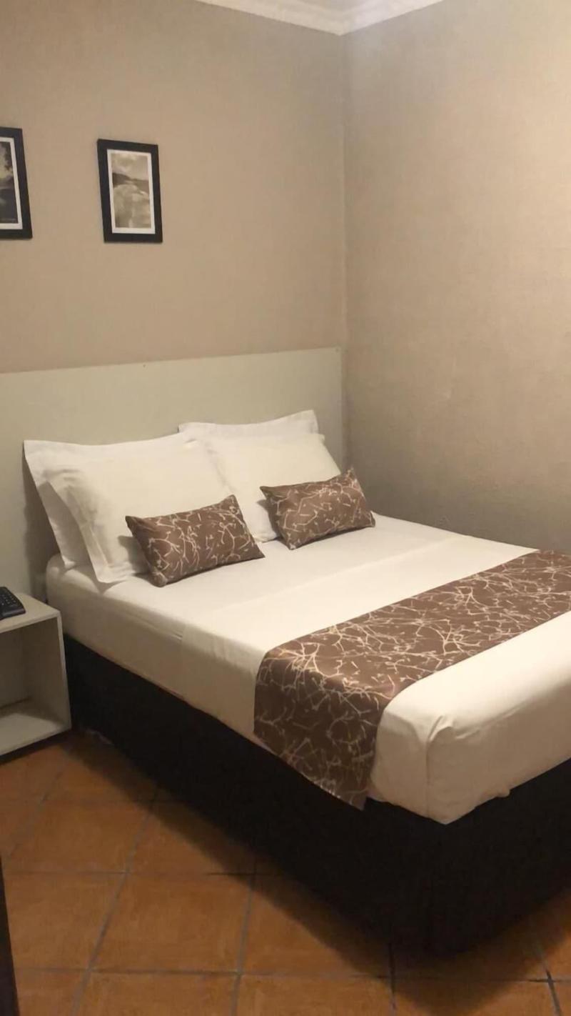 Hotel Lorimar image