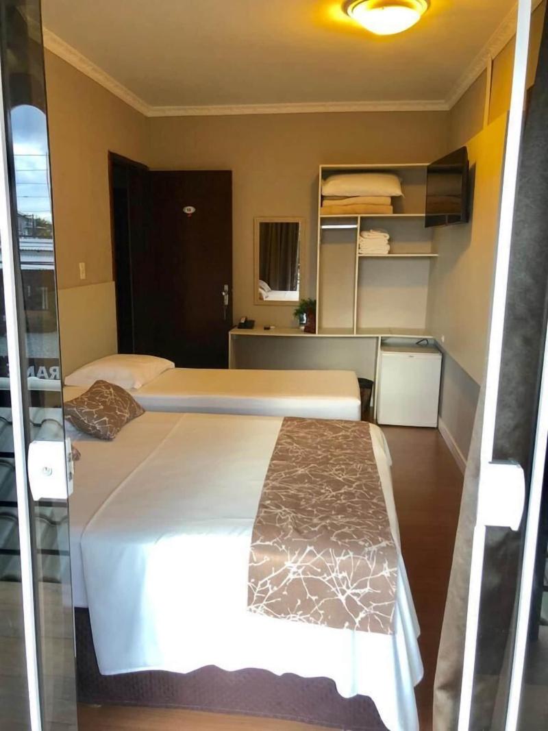 Hotel Lorimar image