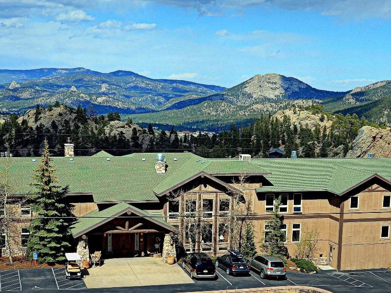 Taharaa Mountain Lodge image