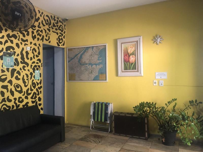 Onça da Praia Hostel