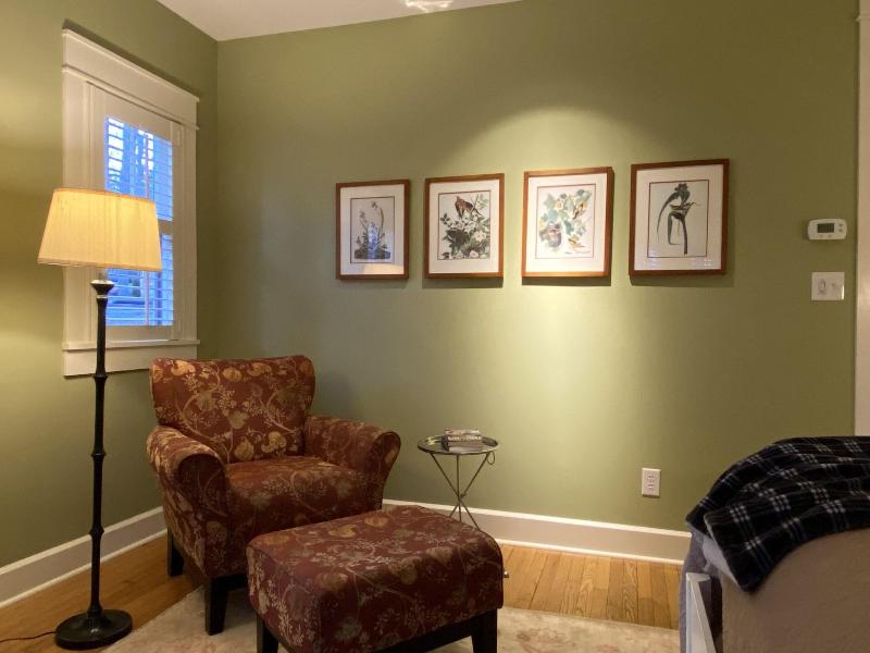 Showers Inn image