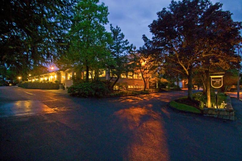 Rockport Inn And Suites image
