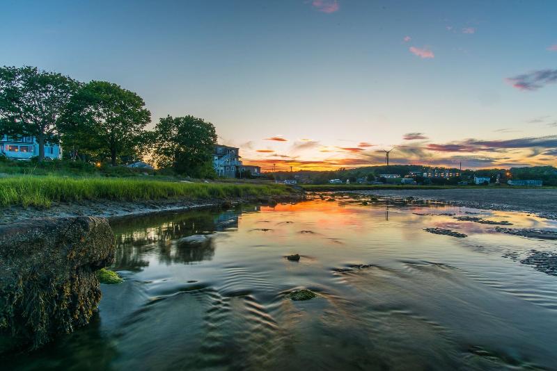 Rockport Inn And Suites image
