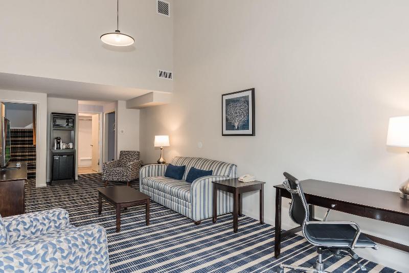 Rockport Inn And Suites image