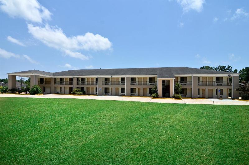 Motel 6 Luling, LA image