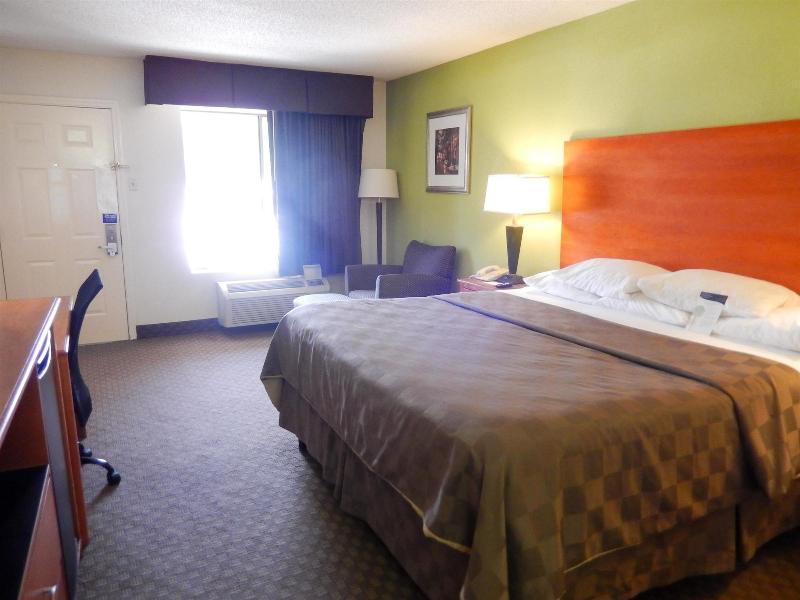 Motel 6 Luling, LA image