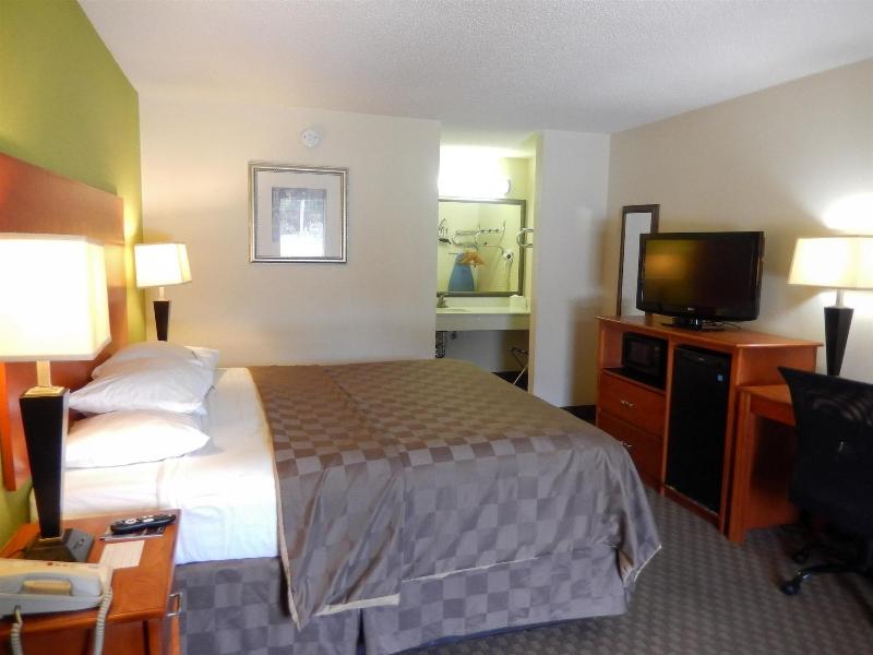 Motel 6 Luling, LA image