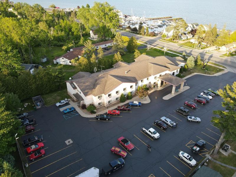 Bay Inn image