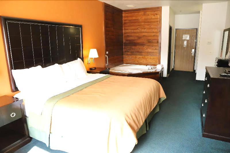 Bay Inn image