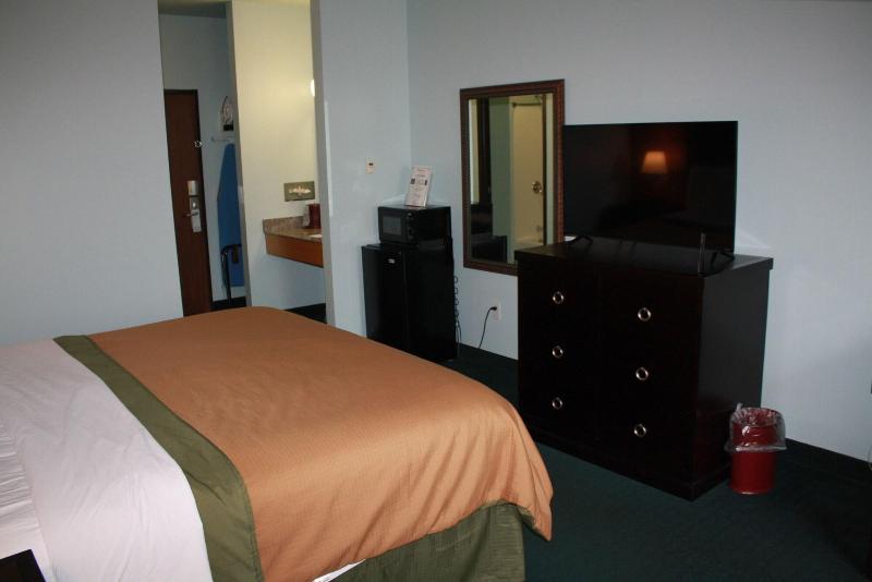 Bay Inn image
