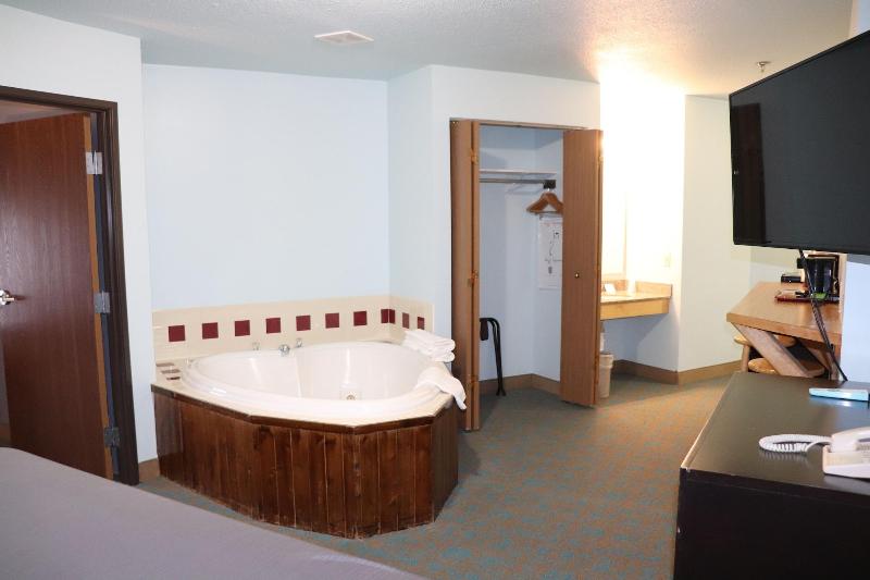 Bay Inn image