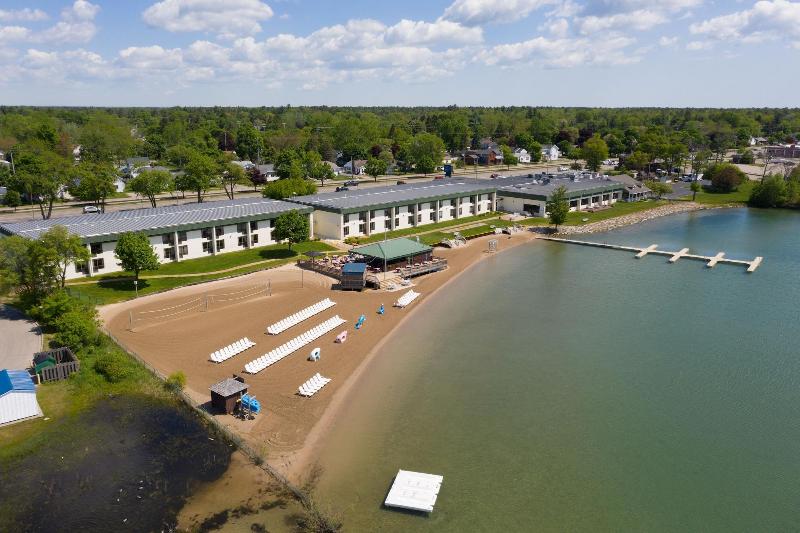 Tawas Bay Beach Resort image