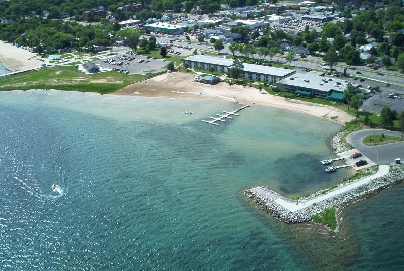 Tawas Bay Beach Resort image