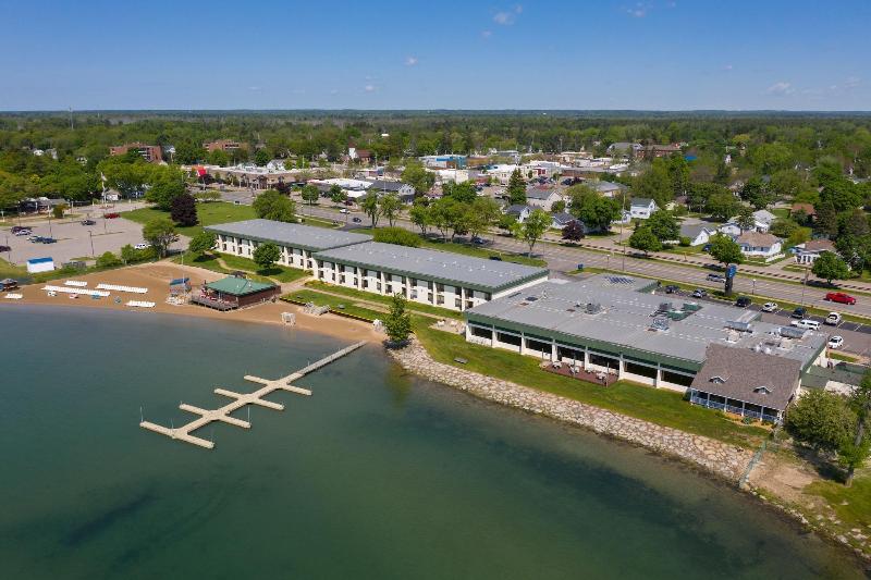 Tawas Bay Beach Resort image