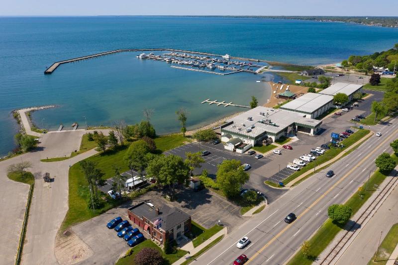 Tawas Bay Beach Resort image