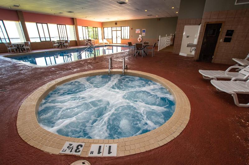 Tawas Bay Beach Resort image
