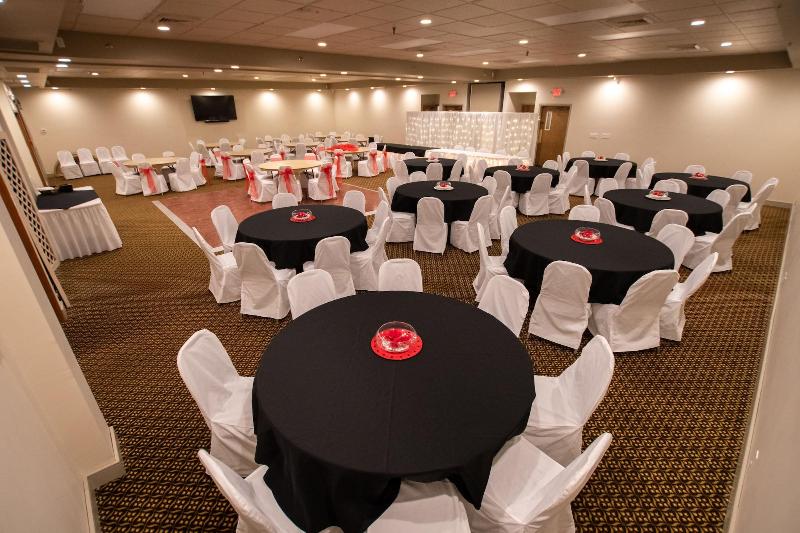 Tawas Bay Beach Resort image