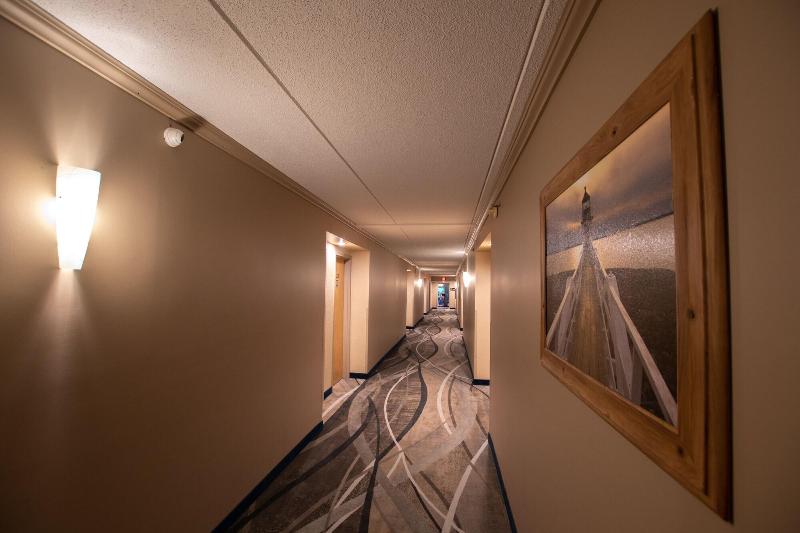 Tawas Bay Beach Resort image