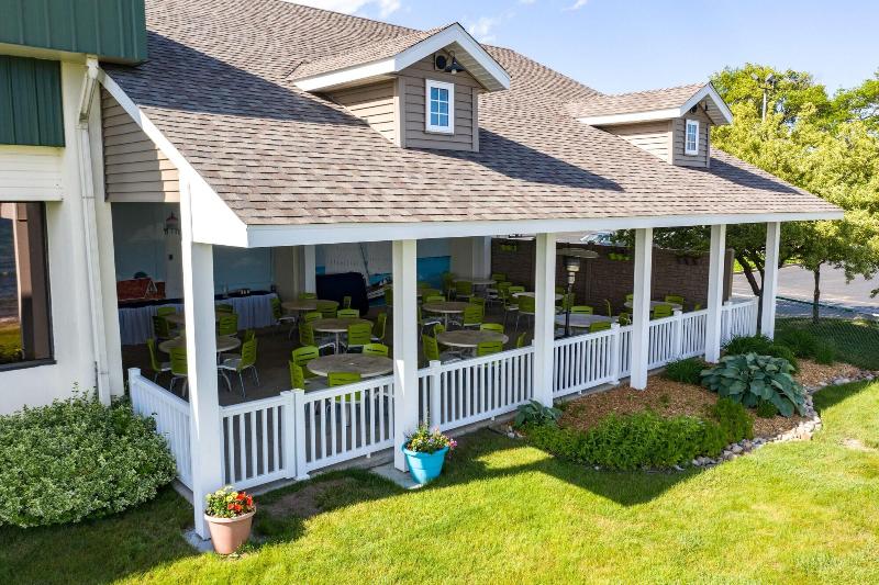 Tawas Bay Beach Resort image