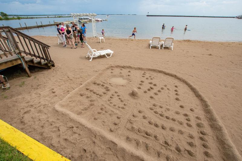 Tawas Bay Beach Resort image