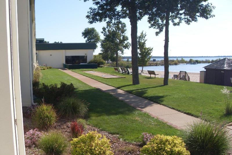 Tawas Bay Beach Resort image