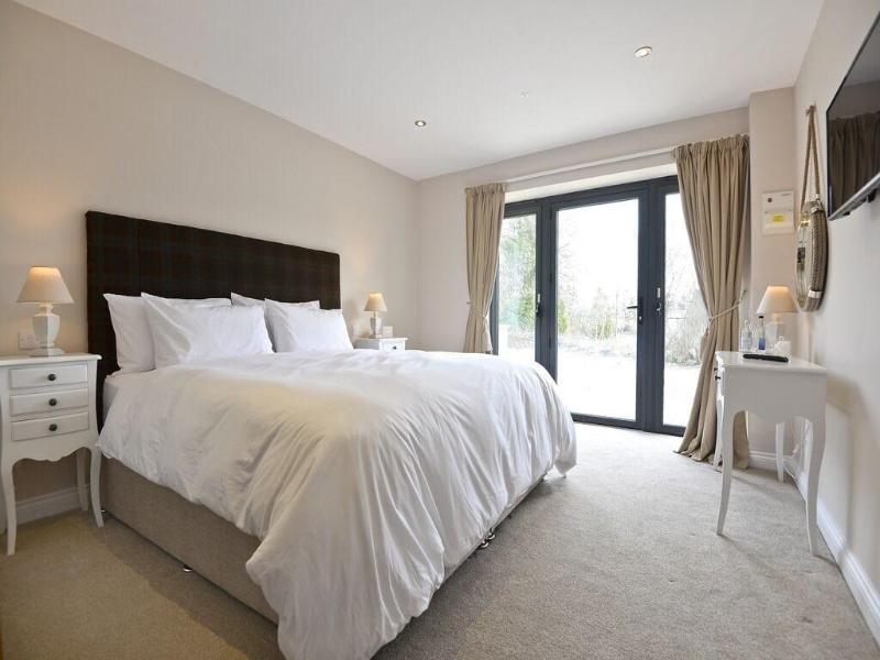 The 3 Millstones Inn image