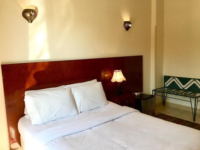New Memnon Hotel image