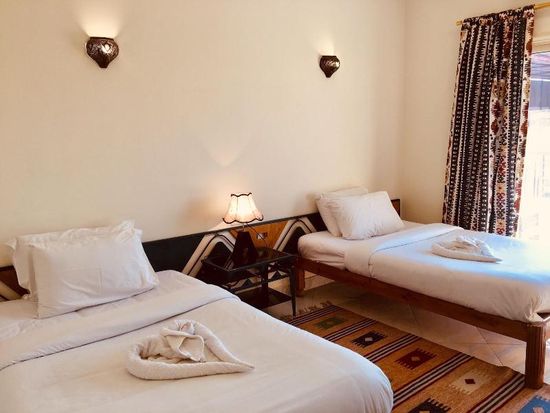 New Memnon Hotel image