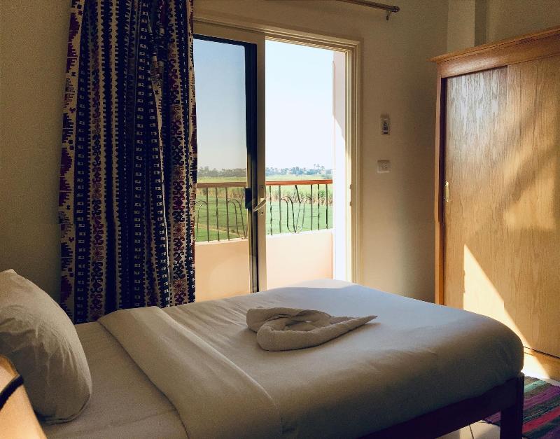 New Memnon Hotel image