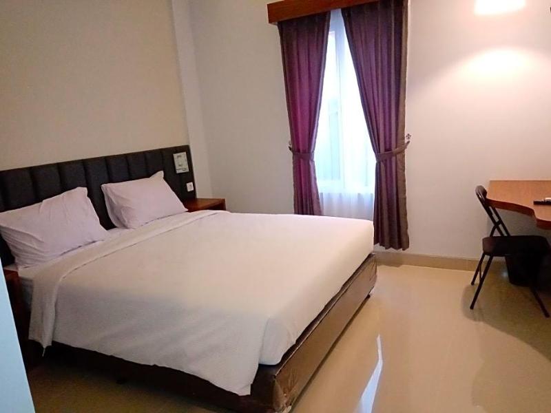 Alzara Hotel image