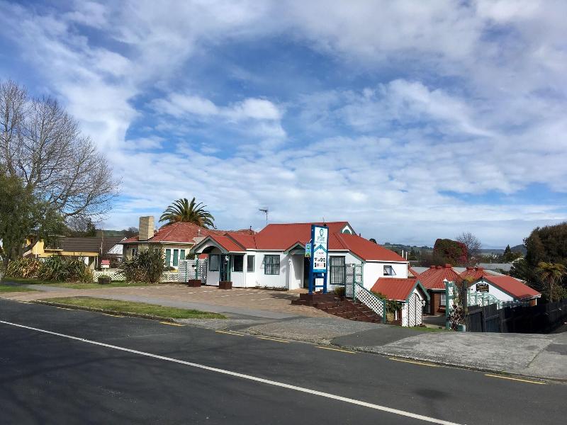 PURE Motel & Guest House image