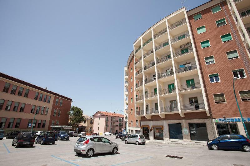 Pvrooms — general view