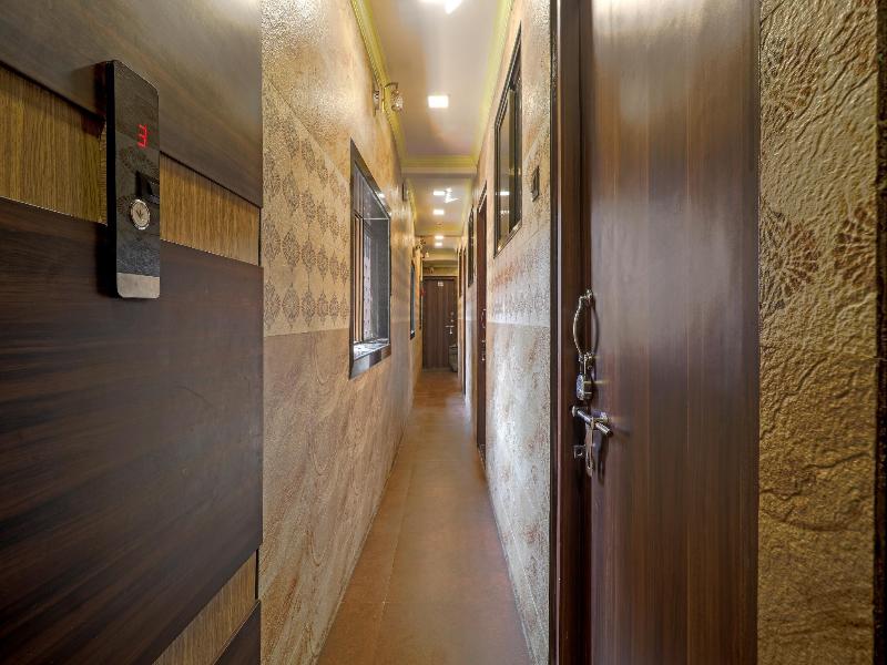 Hotel Al Ahad image