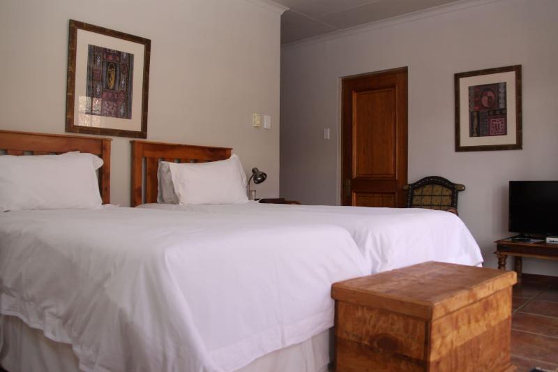 Red Mountain House image