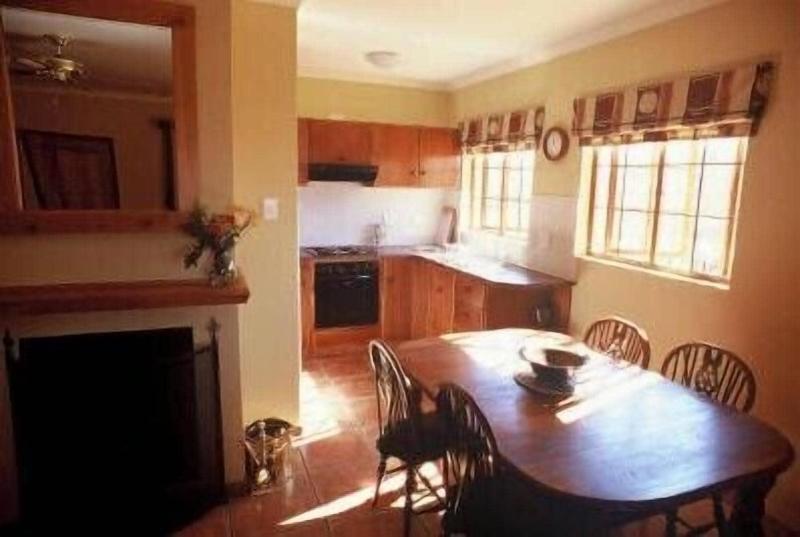 Red Mountain House image