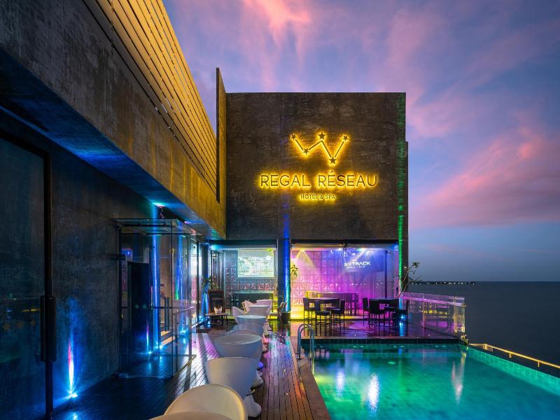 Regal Réseau Hotel & Spa image
